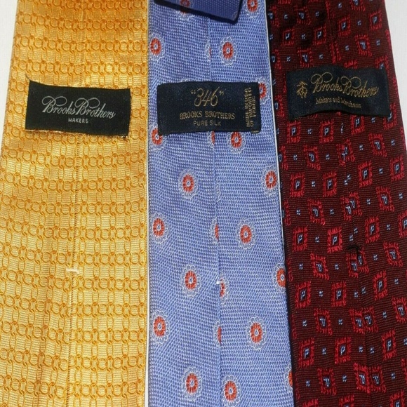 Lot of  3 Brooks Brothers Recent ties - Picture 1 of 5